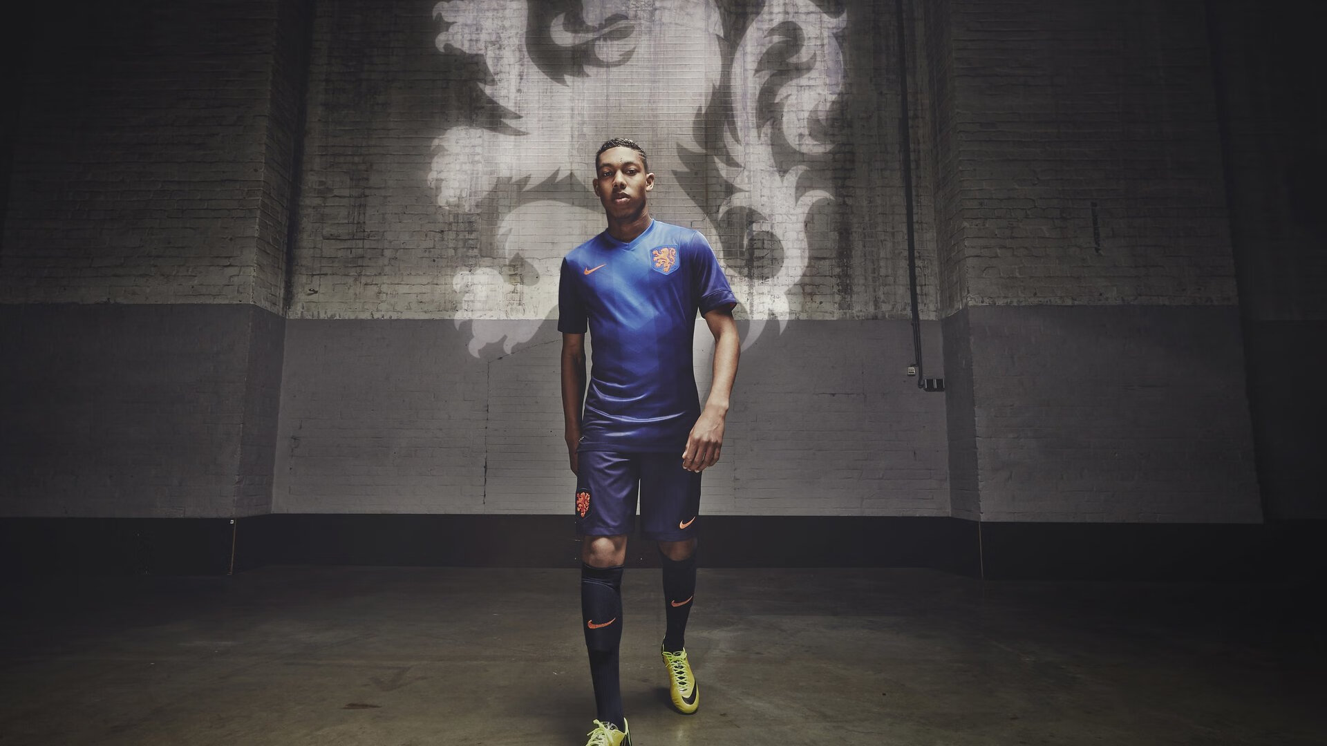 九游官网下载电脑版-克莱尔·柯尔赞女子200米仰泳表现稳健